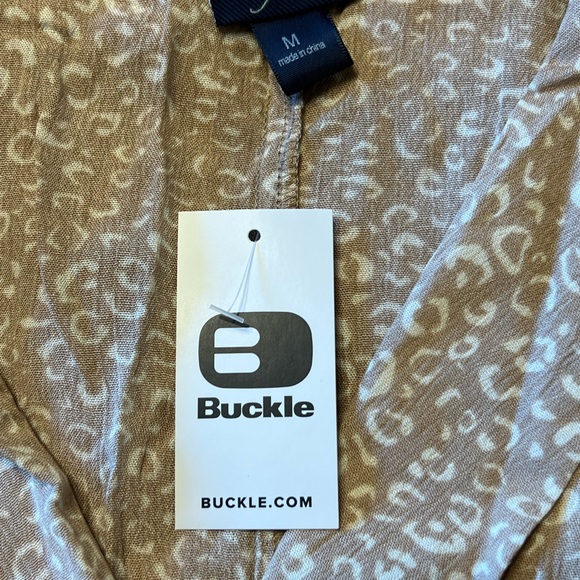 Daytrip Buckle Surplice Animal Print Leopard Top Womens Medium - Picture 4 of 6